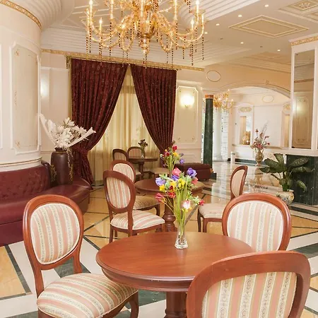 Hotel Kristall E Giardini Dell'eden 3*